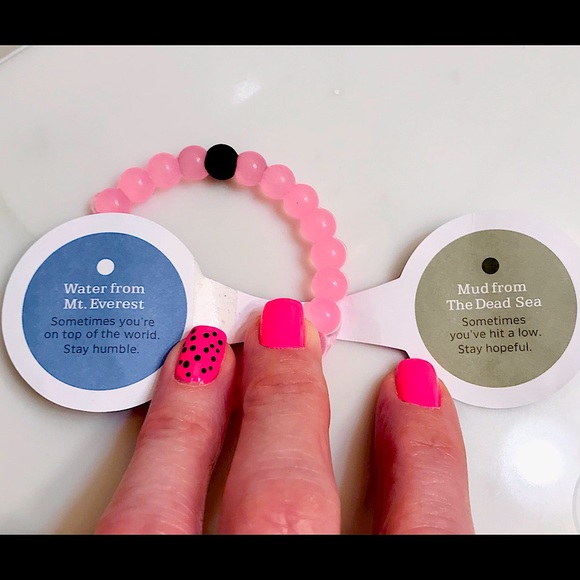 🆕🔥LOKAI SUPER CUTE PINK BREAST CANCER AWARENESS SIZE SMALL BRACELET NWT - Picture 2 of 8